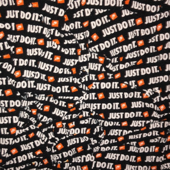 Nike Just Do It Crop Top - Picture 2 of 2